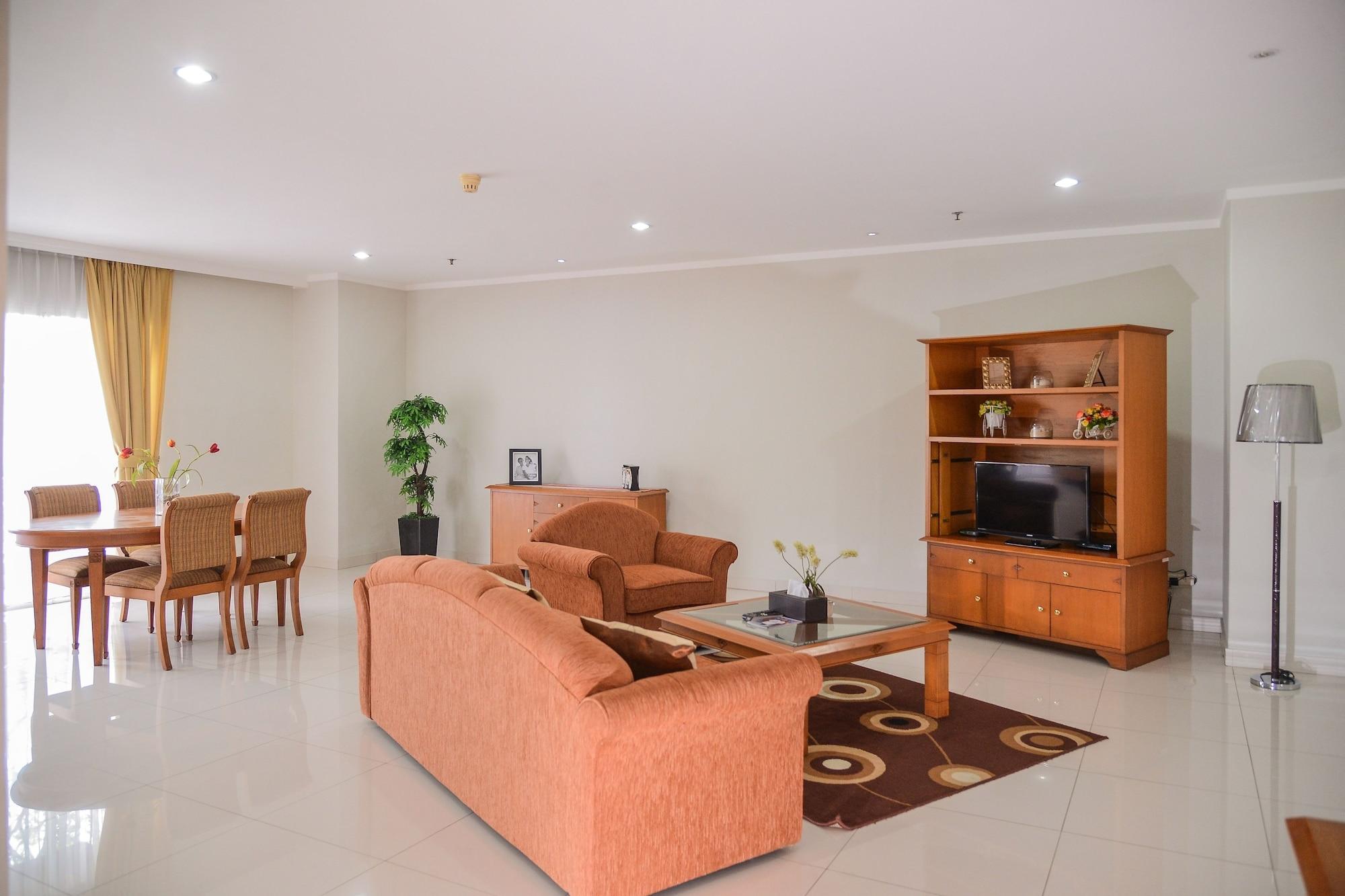 Griya Prapanca Apartment Jakarta Exterior photo