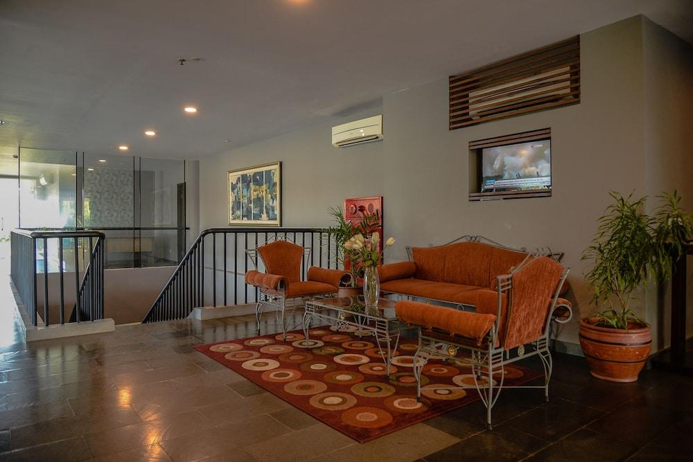 Griya Prapanca Apartment Jakarta Exterior photo