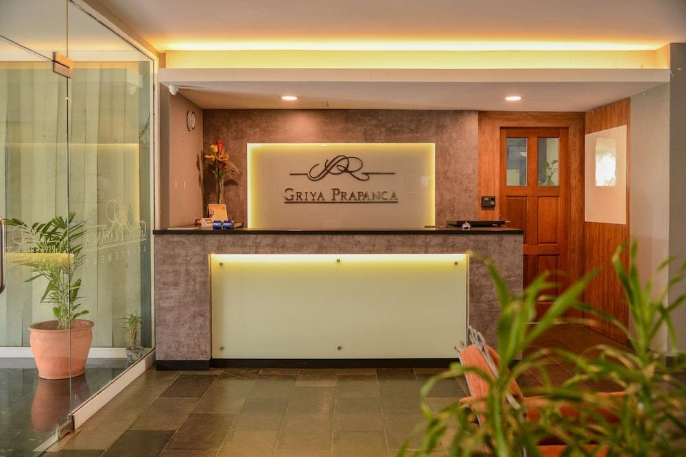 Griya Prapanca Apartment Jakarta Exterior photo